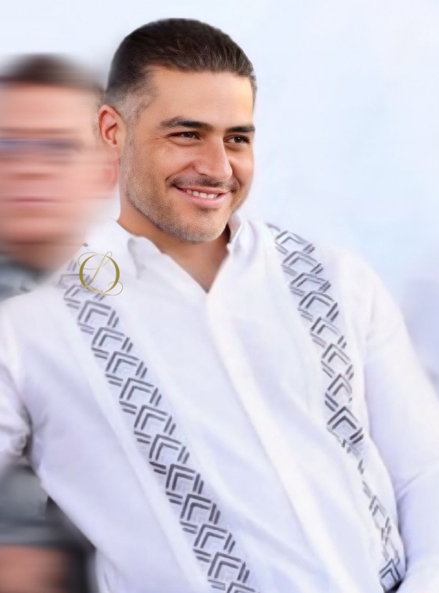harfuch_omar's tweet photo. 🥰 Muy muy Feliz tarde de miércoles para todos 🥰 @OHarfuch #OHGH #ClubdeFans #OmarGarciaHarfuch #HarfuchelMejorSecretario https://t.co/K6WCKkuq9O