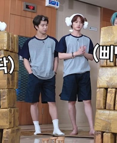 cb97racha_skz's tweet image. i miss my family