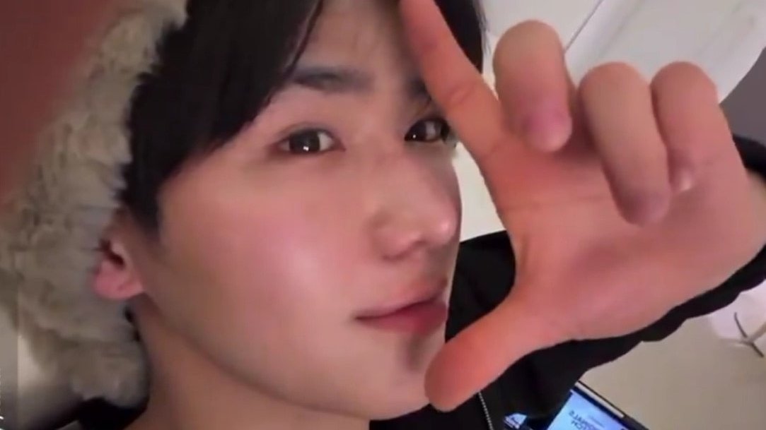 hongji_21's tweet image. ・゜+.🗝️ᩚ
  °。+ * 。
　　.・゜
　　゜｡ﾟﾟ･｡･ﾟﾟ。
　　　ﾟ。      이첸 
　　　　ﾟ･｡･ﾟ