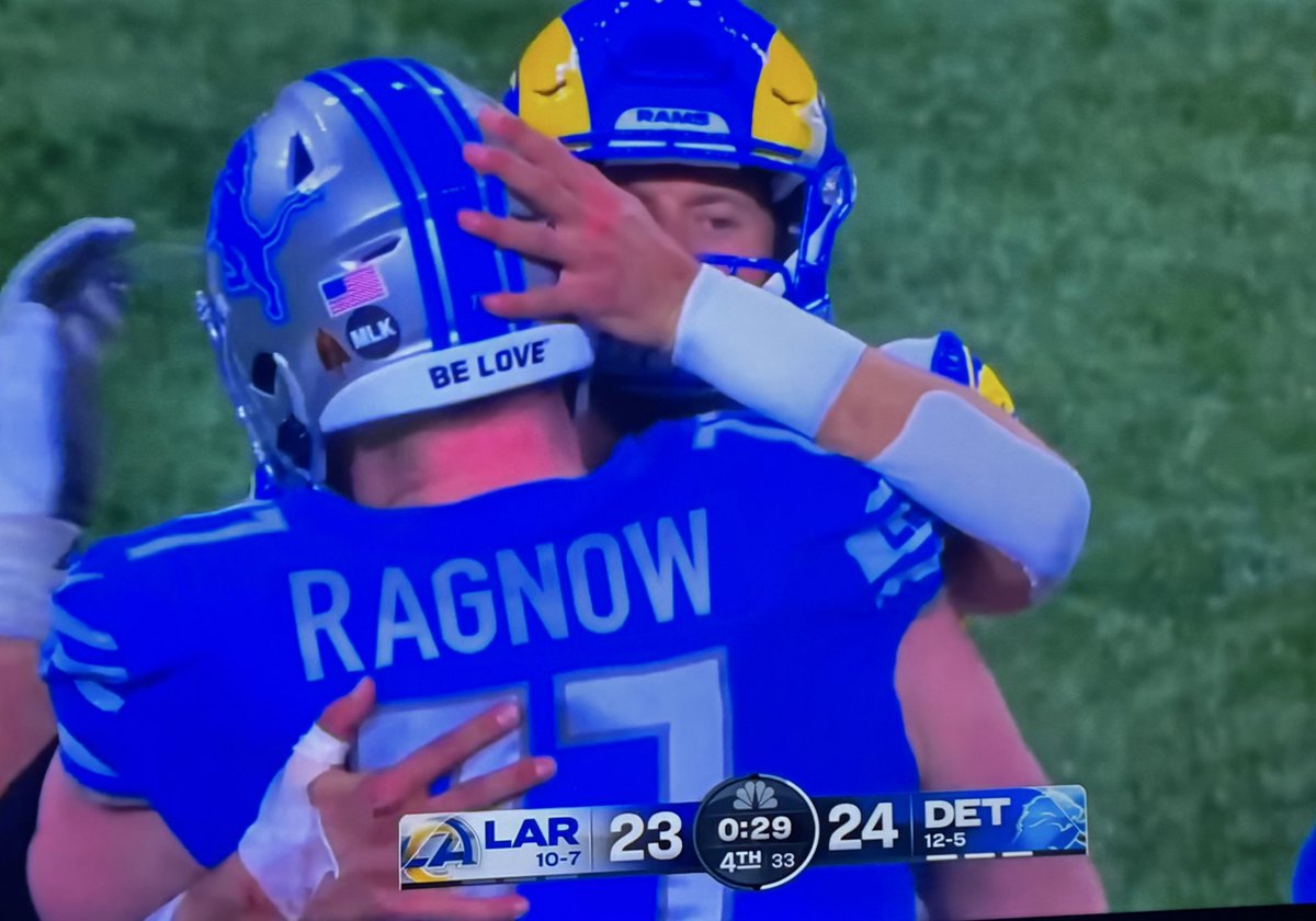 BosscherBen's tweet image. Genuinely the best day of my life. Pure euphoria flooding Woodward postgame. Strangers hugging in celebration. The Lions might stay good for a long time, but nothing short of a Super Bowl will top the natural high from this night. Incomprehensible what happened. Still true today
