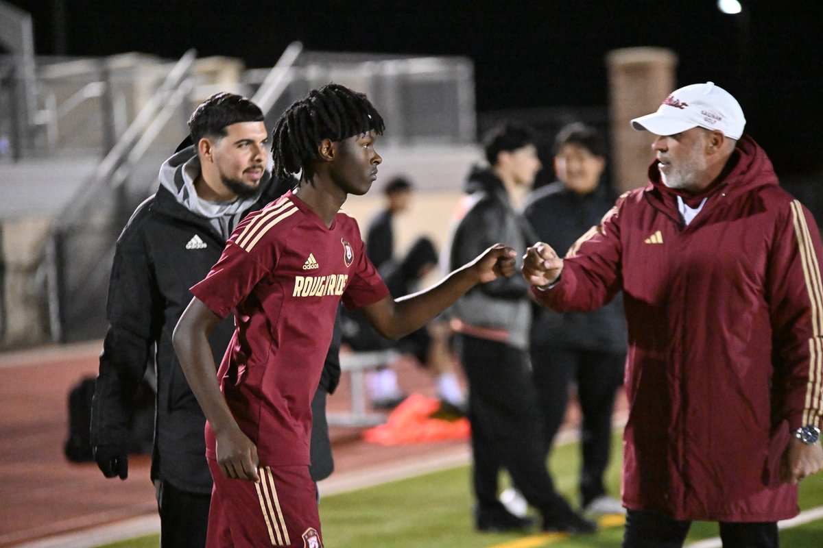 emsisdathletics's tweet image. Rough Riders triumph in extremely competitive showdown
Read more here:
saginawathletics.com/news/109727