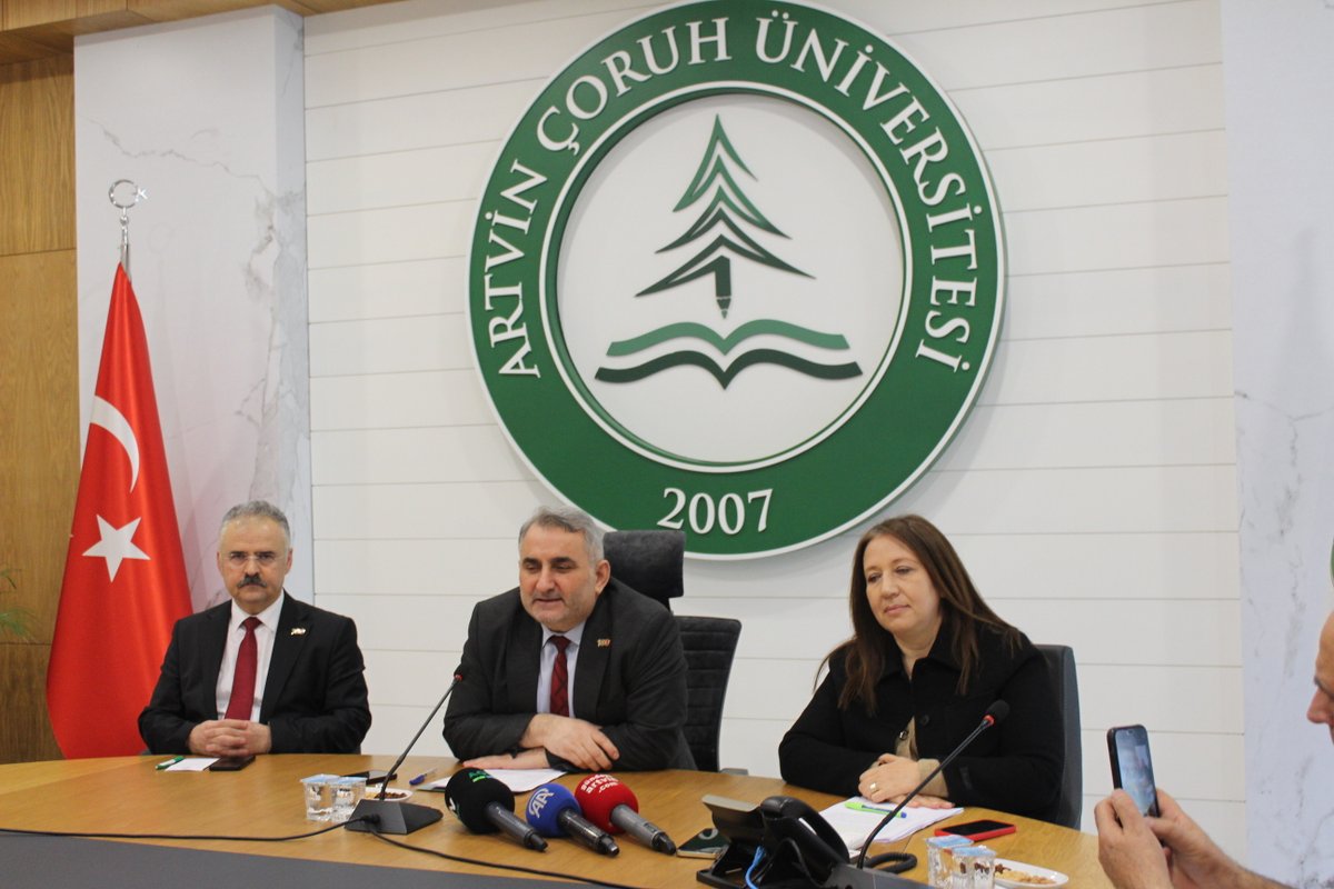 Artvin Çoruh Üniversitesi’nden 30 Milyonluk Teknoloji Atölyesi Yatırımı 08haber.com/haber/artvin-c… @@radyo08 aracılığıyla