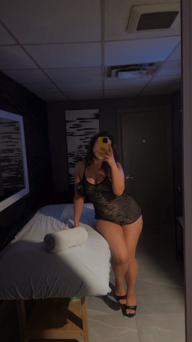backagainbelle's tweet photo. Only scheduled one night a week and tonight’s the night ! 

I’m sooo 💦 today 🤭

⏰ from 6pm-2am 💕

☎️Call 905-454-1706 to book ur appointment today 
 📍ELEVATE BRAMPTON: 116 ORENDA RD unit 6
@KimElevateXo 
@ErinElevate2025 
@ElevateBrampto 
@ElevateBrampto1 
@seductionspator https://t.co/waOlkJPMHh