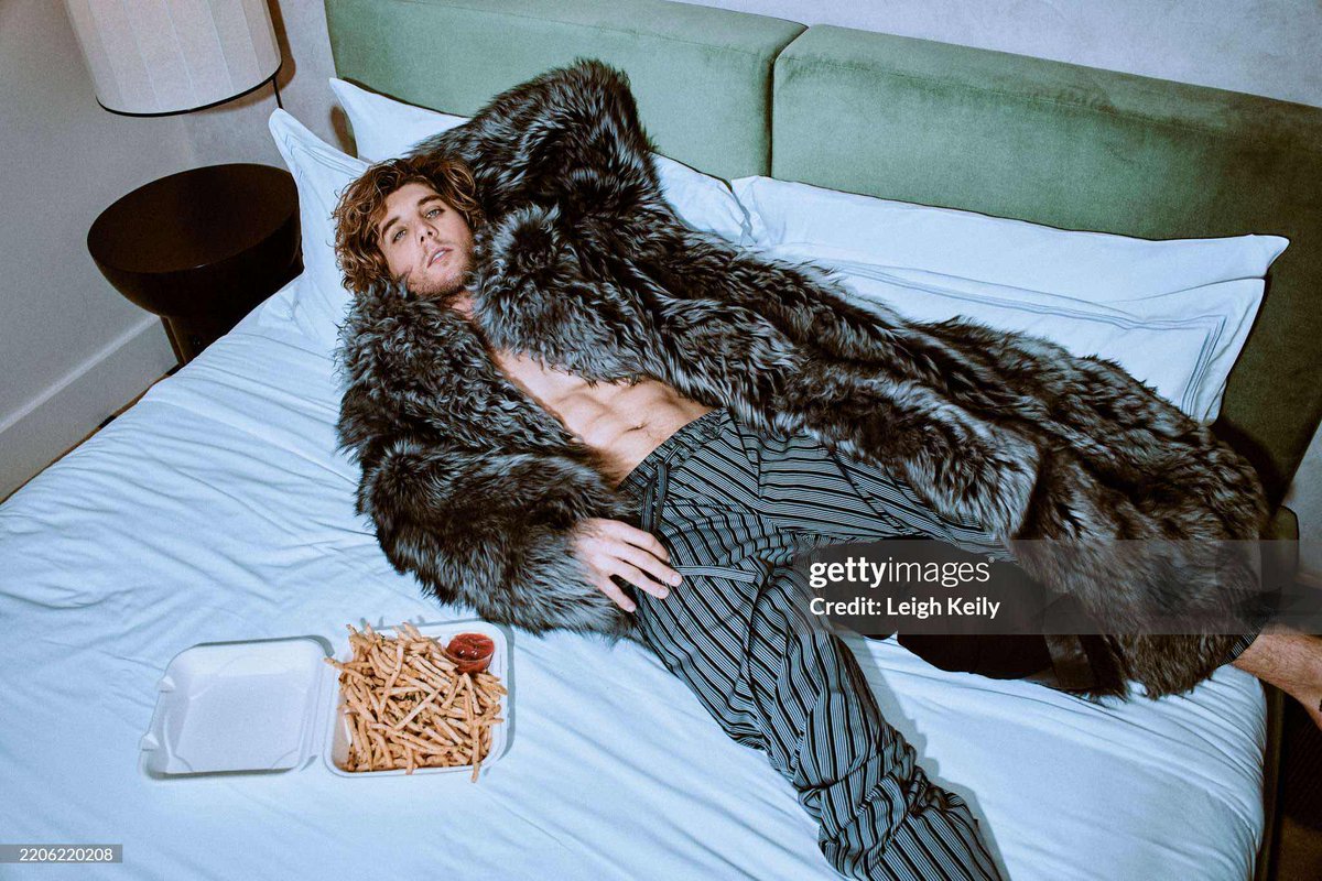 MistressCha || #SaveDeadBoyDetectives tweet media