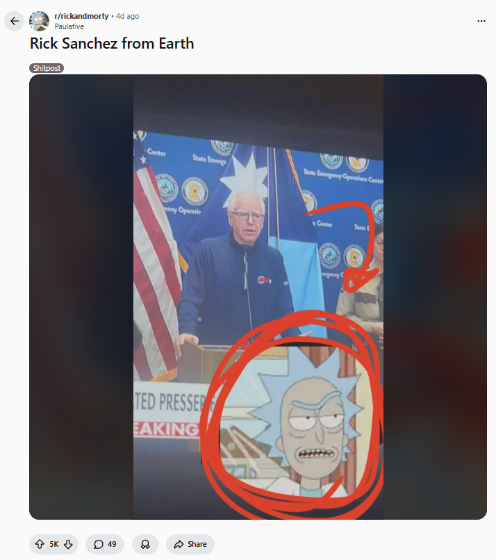 They're calling it the most Reddit image of all time