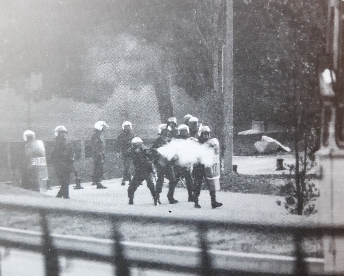 #TalDiaComAvui de 1999 tornàvem a demostrar la força que té el Moviment Estudiantil organitzat.

L'Alternativa Estel convocava una resposta a la visita d'Aznar a la UAB que va anar acompanyada d'una forta repressió. Fem-nos dignes de la seva herència! Aquí seguim, rebels! 🔥