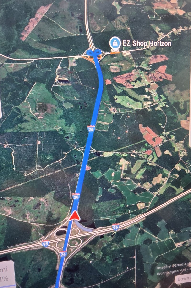 DirtyTesLa's tweet image. Getting so sick of these FSD navigation problems. I could have swerved back but it wouldn't be safe to do. 

Not even 500 miles and I've fixed so many nav mistakes.

FSD is SO good at driving but makes so many routing mistakes it ruins the magic.