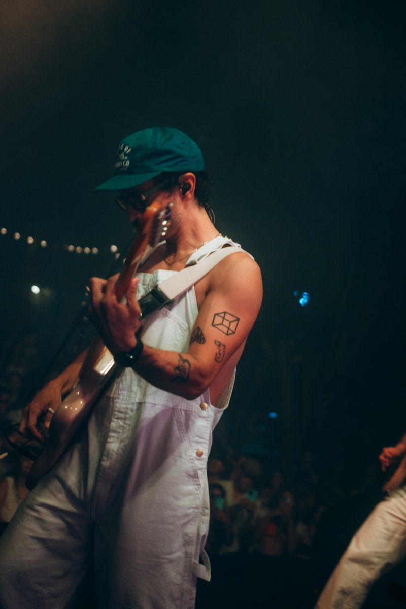 Caloncho tweet media