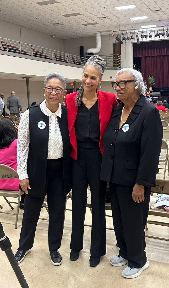civilrightsorg's tweet image. This past weekend, our President &amp;amp; CEO Maya Wiley joined Stand Up Mobile's 5th anniversary. The celebration was a powerful reminder that our voting rights history continues to shape ballot access today.  

Grateful to stand with organizers who know this work starts locally. ✊🏾