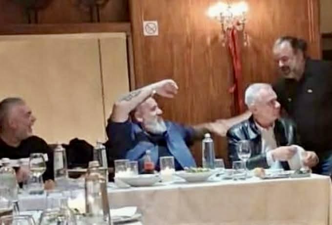 Όταν στο 100ο σου παιχνίδι σου λένε "άσε τα συστήματα αναλαμβάνουμε εμείς, εσείς αρχίστε τις βουτιές" καλύτερα να φύγεις, δεν σου αξίζει