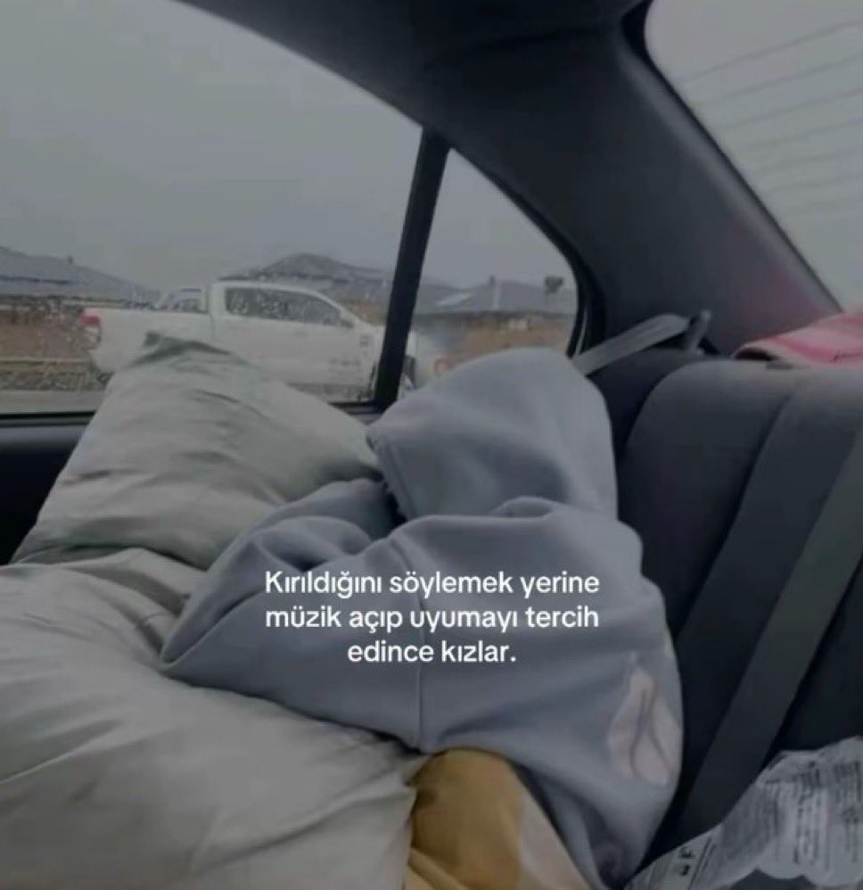 Papatya' (@papattyalim) on Twitter photo 