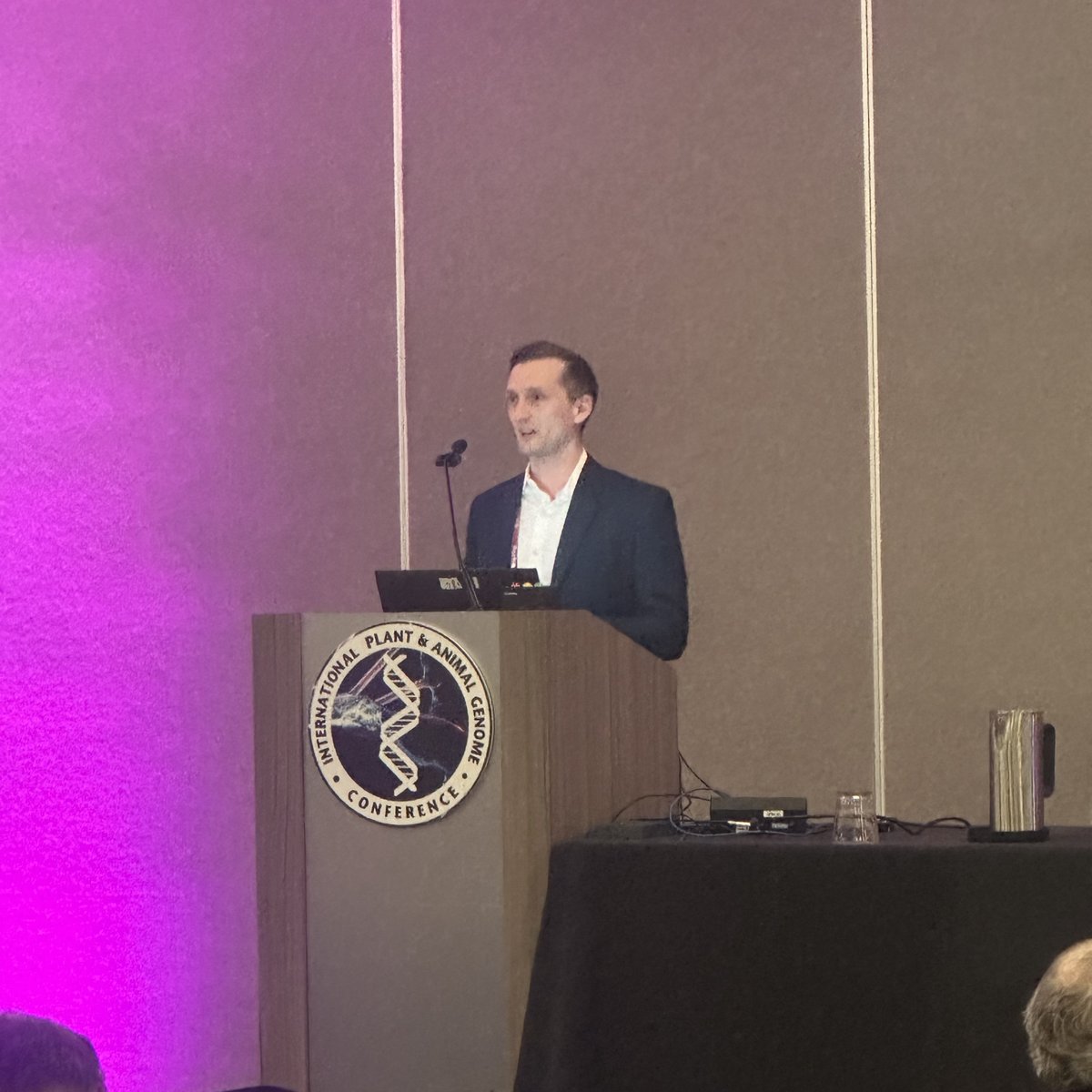 PacBio's tweet photo. That’s a wrap for #PAG33! 🐾 🧬 🌱

Thanks to everyone who visited the PacBio booth, joined our workshop, and celebrated with us at our PAG party. We loved the conversations, connections, and time spent with this incredible genomics community.

#PacBio https://t.co/QxJ4gv4Cot