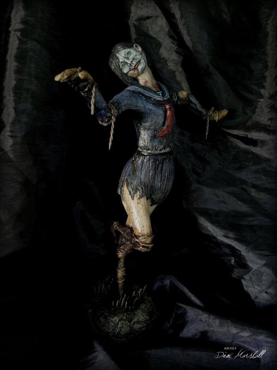 diemmarshall's tweet photo. ayakakashi Handmade Sculpture By me :B 

#silenthill #horror  #pyramidhead #konami #silenthillcosplay #silenthillnurse #cosplay #videogames #survivalhorror #gaming #silenthillhomecoming #residentevil #halloween #silenthillmovie #silenthilldownpour #silenthillgame https://t.co/4EAA03zhlf