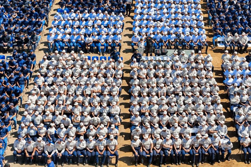 “La presencia del Presidente <a href="/nayibbukele/">Nayib Bukele</a> en Costa Rica es importante, es legítima y nos honra. Así le contesto a los que han hablado tonterías y han tratado de darle al Tribunal Supremo de Elecciones competencias que no tiene, ni tendrá.

Le pido disculpas al Presidente