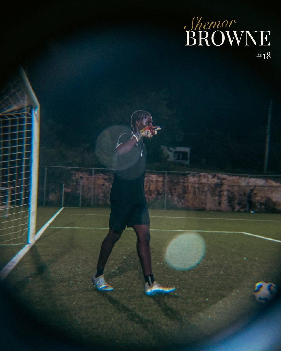 UprisingFC's tweet image. Here is a great photo of our brilliant Goalkeeper, our very own Mr. Safe Hands, Shemor Browne! A future Anguilla No.1 for sure and for many years to come!