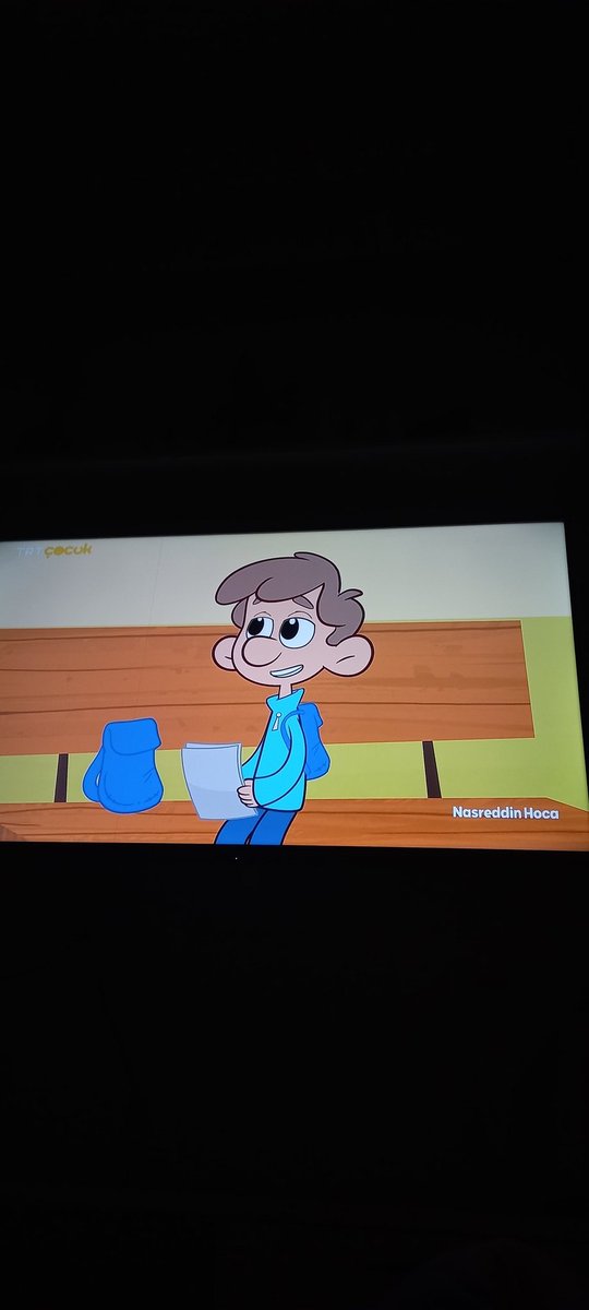 İzleyecek bir şey bulamayınca çizgi filme gittim.(bir yanım hala çocuk)😊