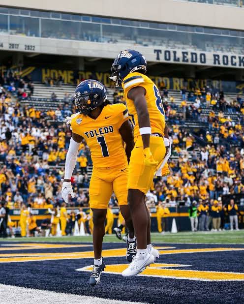 CrumpCk's tweet photo. Blessed to receive an offer from Toledo https://t.co/amIzjmGHmQ