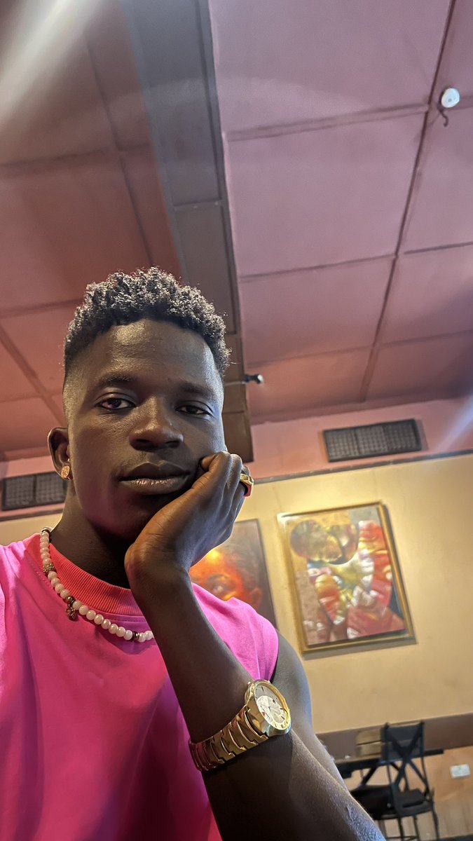 tobithekiddd's tweet photo. Alive and well https://t.co/TE1jR15a3t