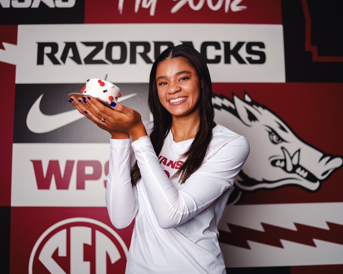 Razorback Volleyball tweet media