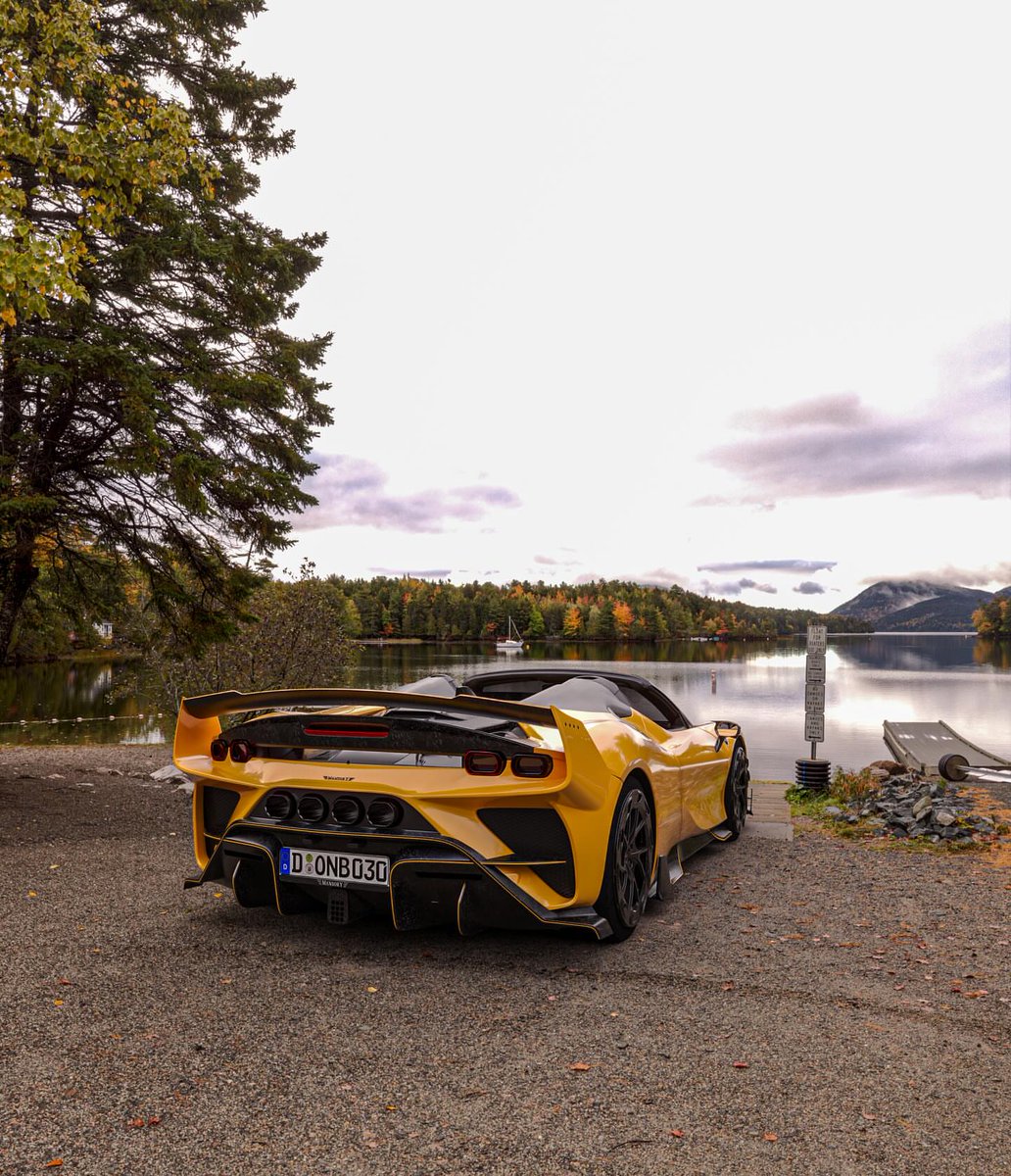 competitionreal's tweet image. Ferrari SF90 Mansory 🖤💛