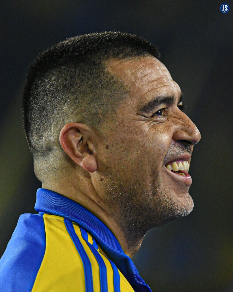 juegosimple__'s tweet image. “¿Mensaje para los bosteros? Que disfruten”.

Firma: Juan Román Riquelme, en @ElCanaldeBoca.