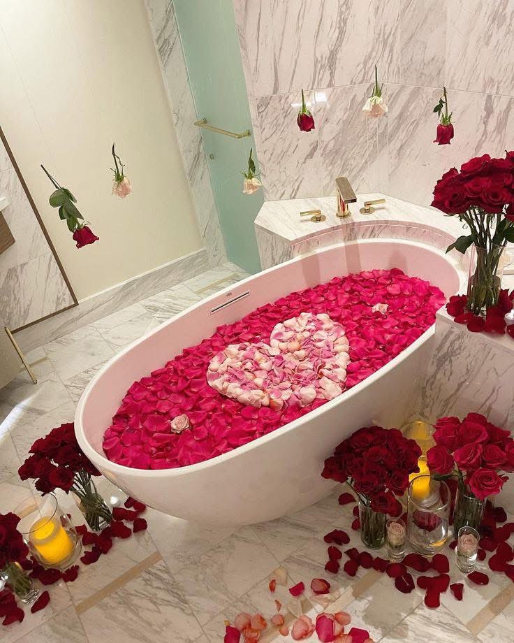 layxsnv's tweet image. Valentines Day is soooo girlllllalala ✨❤️‍🔥