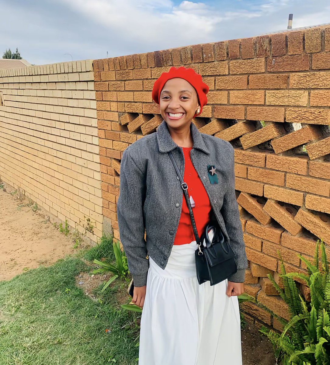 Man's not Thabo Bester tweet media