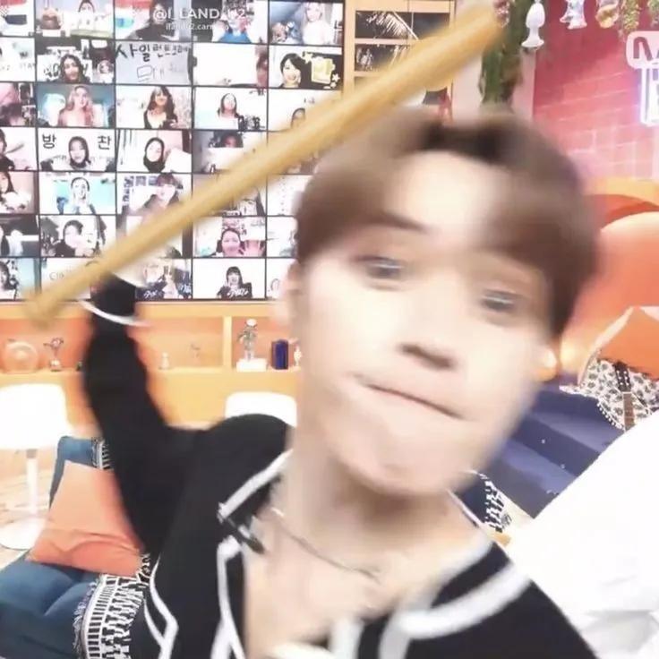 Liánhuā 🪼🐉 tweet media