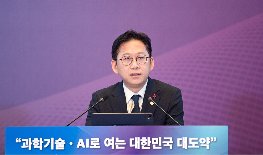 지난 3일 동안 과기정통부 산하기관들과 R&amp;D 전반에 대한 업무보고가 진행됐습니다. 

facebook.com/share/p/1AhC2F…