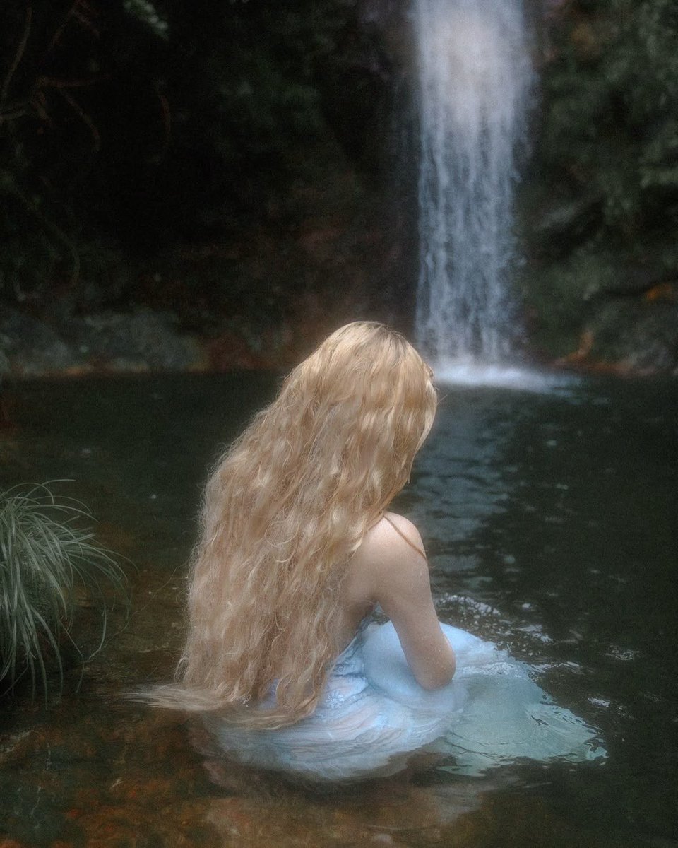 2kiiitis's tweet image. kiiikiii mermaid core