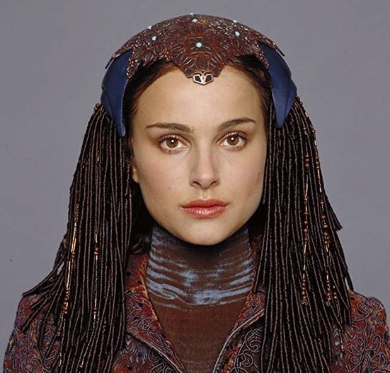 jtimsuggs's tweet image. Just found out that the costume Padmé is wearing on the official poster for Revenge of the Sith actually doesn’t appear in the movie itself.

Not sure if it was in a deleted scene or was ultimately shelved, but it’s not in Episode III at all. Super interesting.