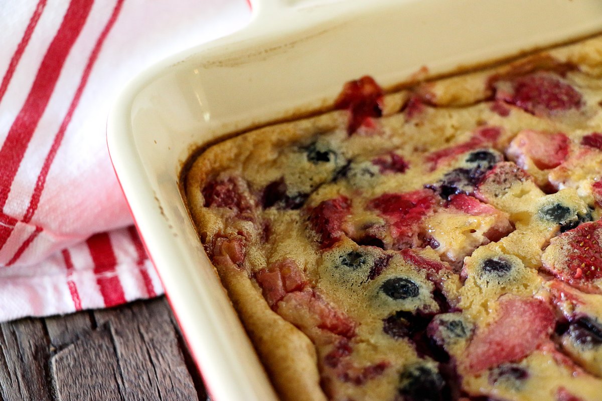 AnnaVocino's tweet photo. Indulging in the delightful flavors of homemade Mixed Berry Clafouti – a perfect sweet treat for any day! #SweetTreats #BakingAdventures #HomemadeDelights #BerryGoodness #DessertDelight Recipe available in Eat Happy Cookbook https://t.co/1HbzwlGmid https://t.co/l8ABXhX3l7