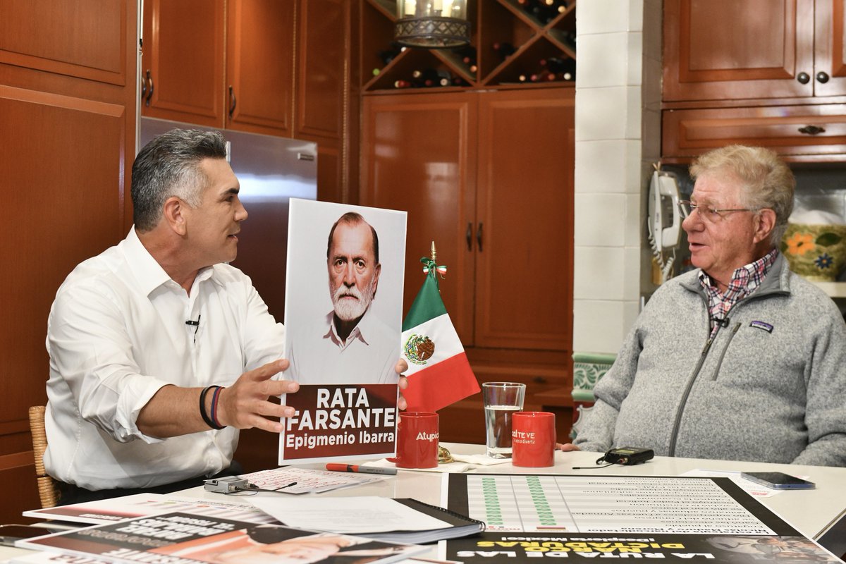 alitomorenoc's tweet image. Terminamos la transmisión de hoy de un gran programa de #LaOposición por @AtypicalTeve.

Siempre es un gusto estar con mi buen amigo @carlosalazraki y con toda la familia Atypical.

Aquí no venimos a quedar bien con el poder. Venimos a decir la verdad y a defender al pueblo de…