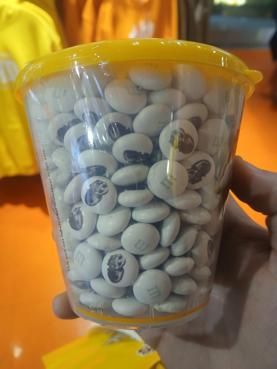 MrMisty11's tweet image. I PUT HIM ON M&amp;amp;MS