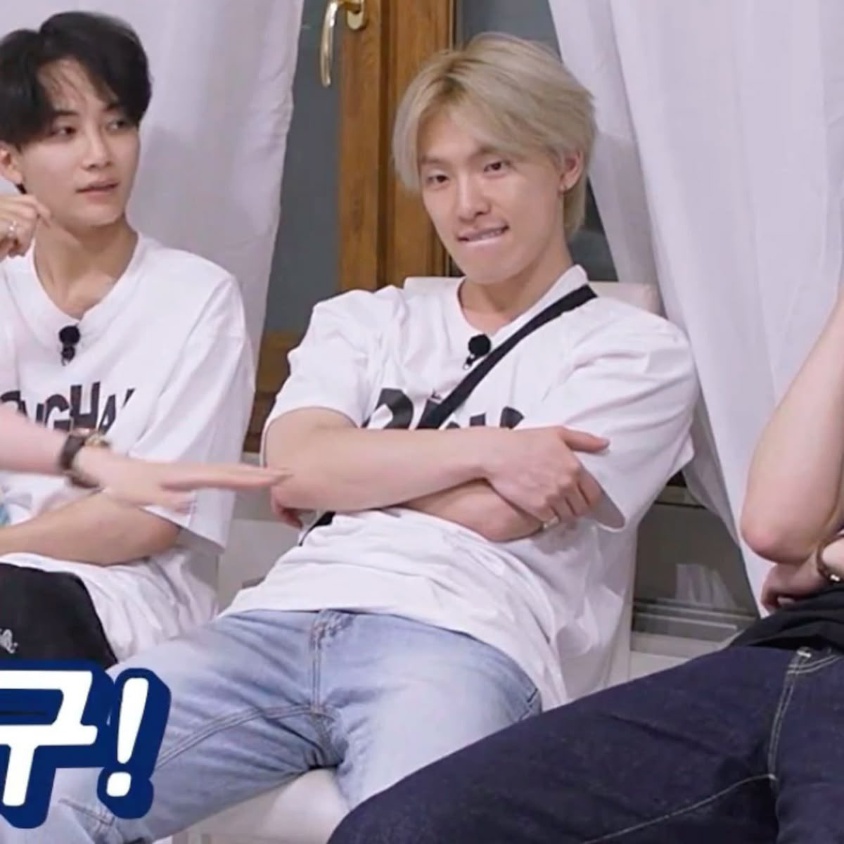 dinowoolvr's tweet image. GIMMEE. THAT. DAMN. COOKIE.