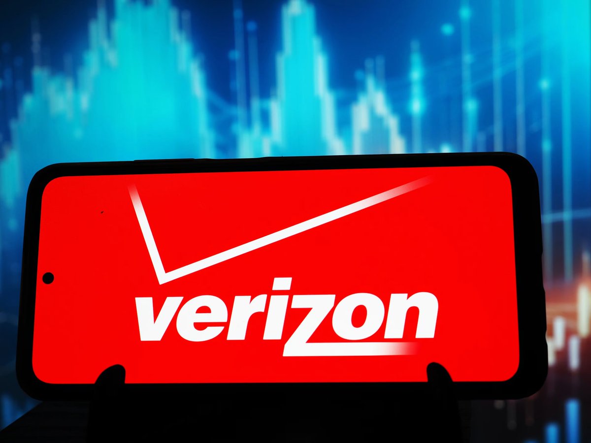 DailyLoud's tweet photo. Verizon services are beginning to come back online following a major nationwide outage that disrupted service across much of the United States. https://t.co/IpyRNg7lWV