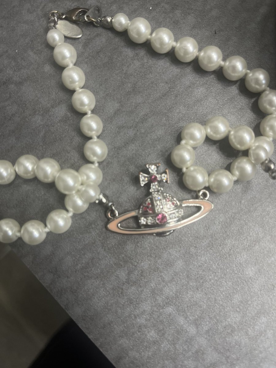 makehersayblatt's tweet image. I've been taking better care of myself touching hella money legal and illegal fuck my ex 😭