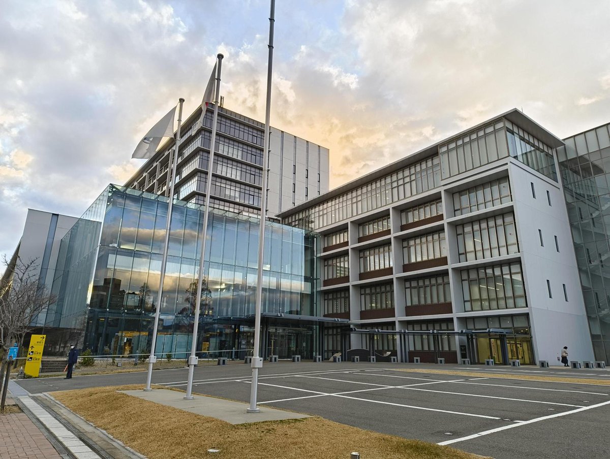 microbase_PR's tweet image. 先週は、国交省のProjectLINKSの関係で下関市役所に訪問してきました！
空き家に関連するオフラインのデスクトップアプリを開発しており、今回はそのデモ体験と今後の活用可能性の意見交換がメインのワークショップでした✨実際にユーザーとなるみなさまの生の声が伺える大変貴重な機会となりました🍀