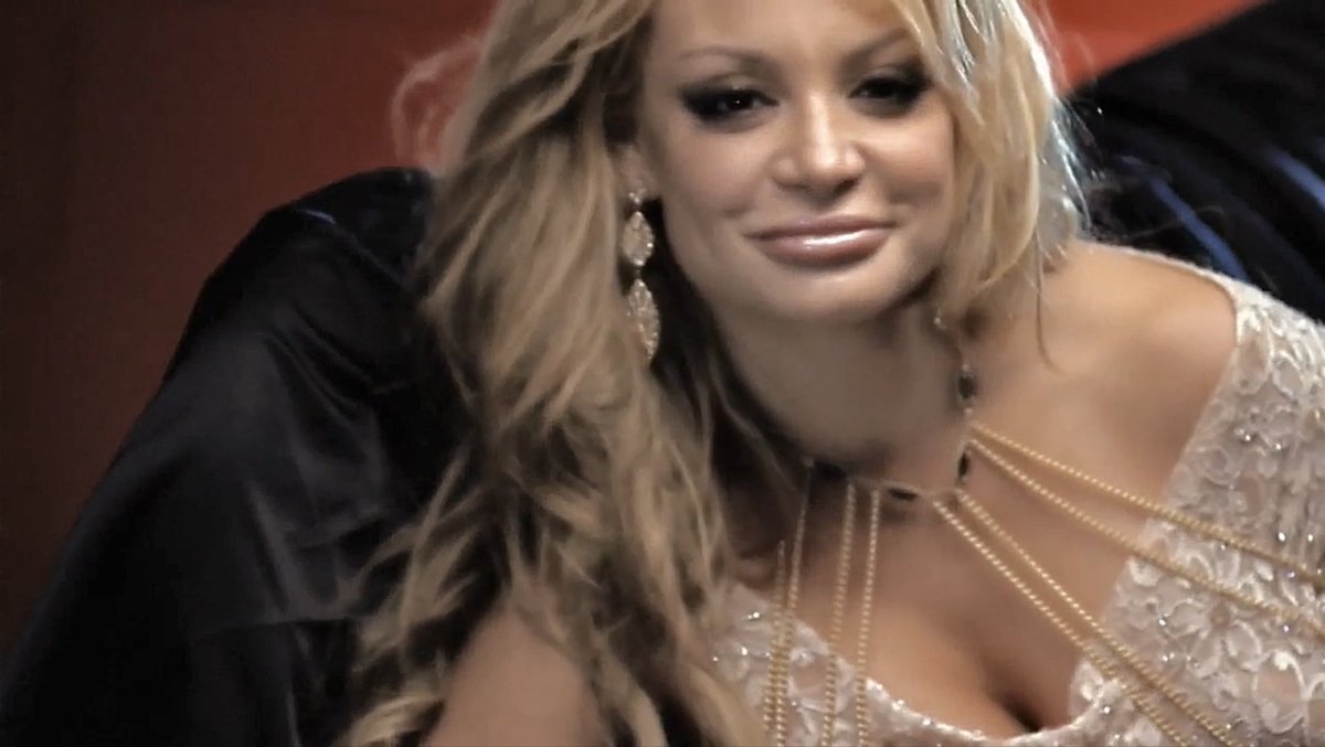 Feliz Cumpleaños a la lindisima Marisol Terrazas!