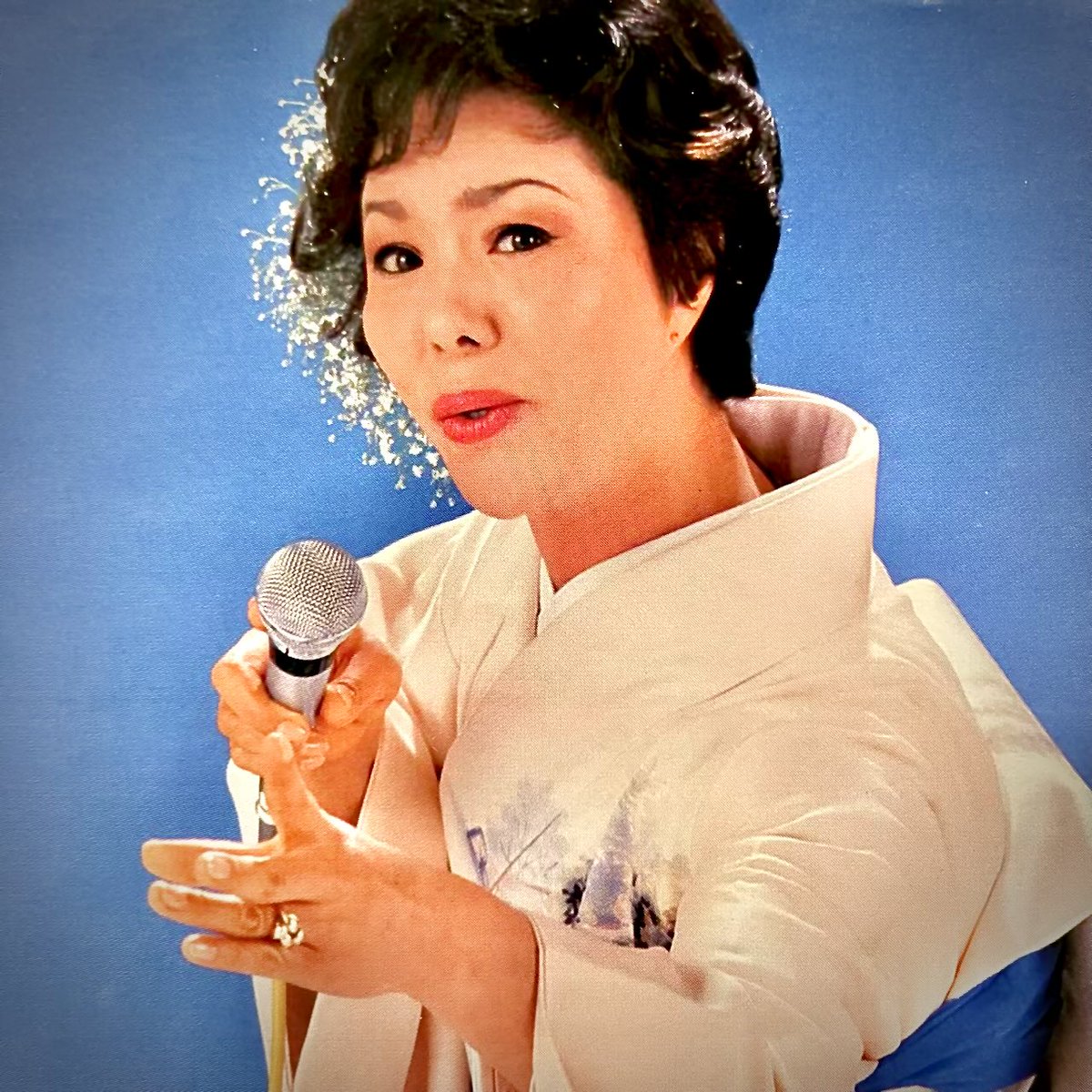 Snackhiro's tweet image. ヨｫ〜ｯ‼️丙午好き❣️

新年第一号メドレーは、午年メドレー、お仕事にドライブに、ご宴会にお楽しみいただける内容となっております。

on.soundcloud.com/ikJtyZGy6K34Db…

#スナックひろ　#ビニール演歌　#snackhiro #演歌　#演歌メドレー