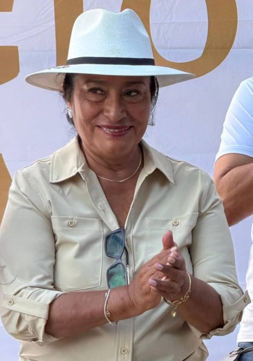 rthur013's tweet image. En el gobierno de MORENA Abelina López no puede ser revocada como alcaldesa de Acapulco, ni investigada por el presunto desvío de 898 millones de pesos, ni ir a la cárcel
Pero si la cuestionas y preguntas donde está TODO ese dinero que se robó, Tú si puedes ir a la cárcel
La 4ta…