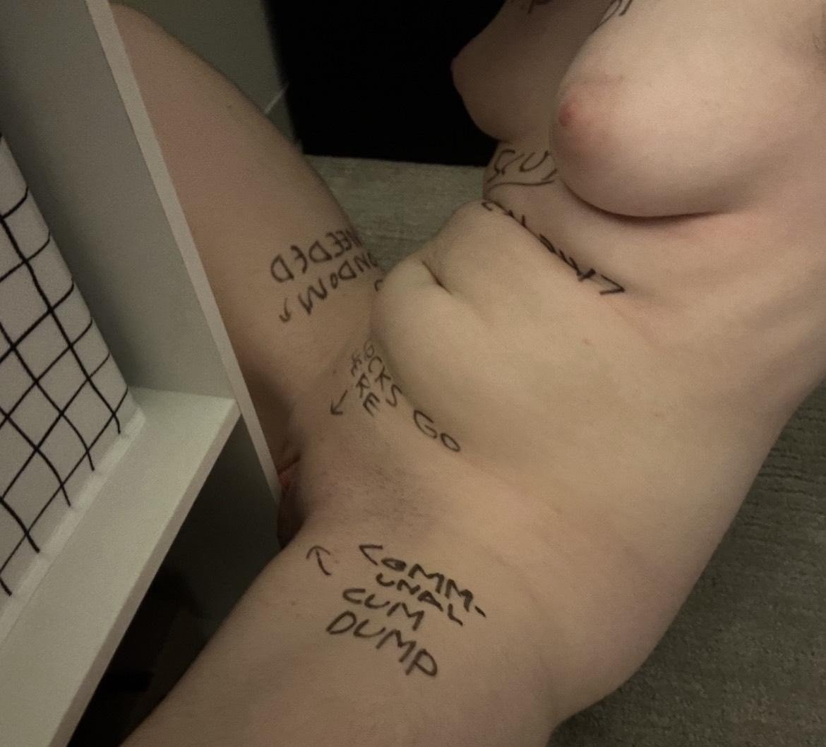 callmesir_arg's tweet photo. How do whores manage to be so pathetic and live with it? 
#cnc #abuse #whore #slut #degradation #humiliation #slave https://t.co/2YuYiRHy8u