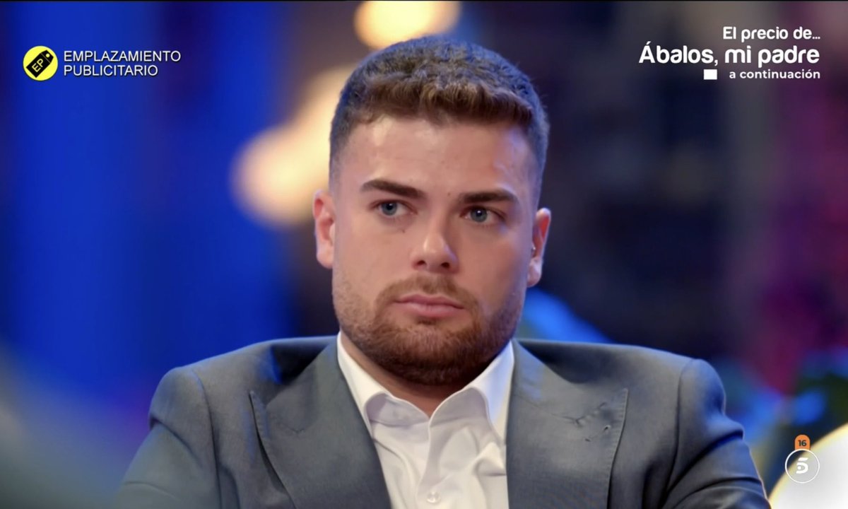 adarauva's tweet image. Te he destrozado, pero te he hecho más fuerte.

¿Darío es gilipollas las 24 horas o para para descansar?

 #LaIslaDeLasTentaciones28