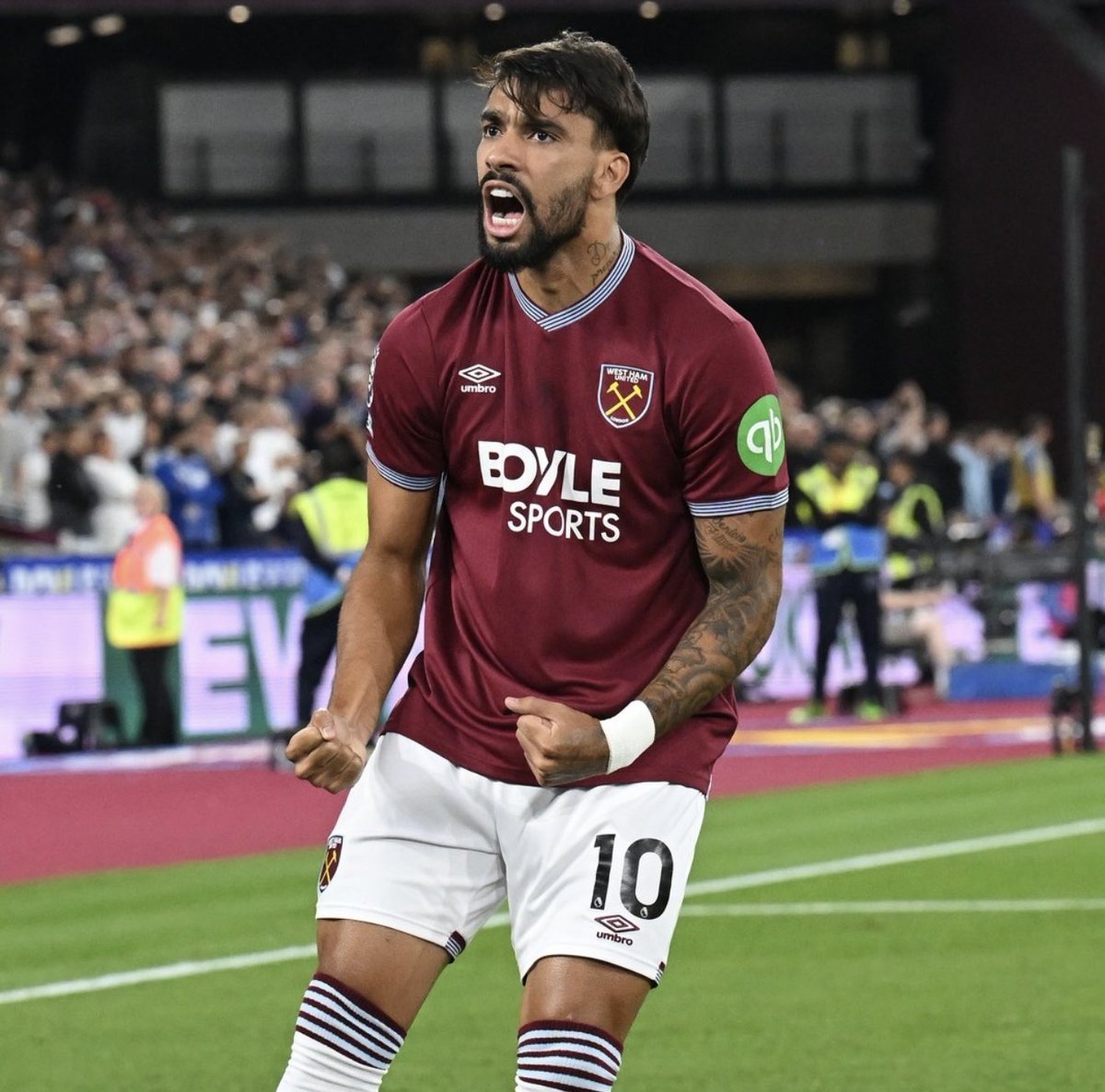 ⚠️ Lucas Paquetá informou ao West Ham que quer deixar o clube e assinar com o Flamengo.

O meia já acertou salários e tempo de contrato com o Rubro-Negro.

O Fla terá novas conversas com o West Ham nos próximos dias e agora acredita que o clube inglês pode 'facilitar' uma saída.