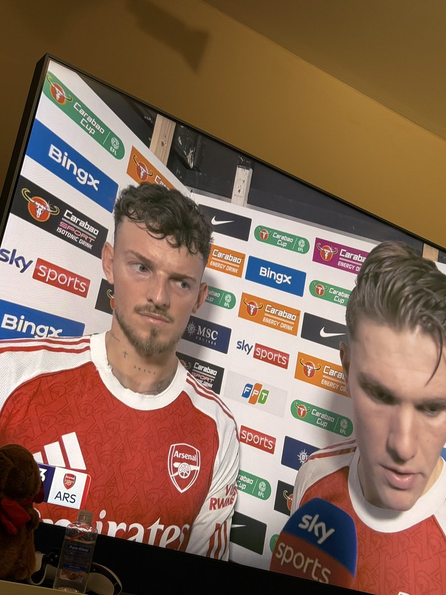Wearemassive66's tweet photo. Chelsea can spend billions on players, however won’t spend a penny to create a decent place to interview players. Wow! #ChelseaFC #Arsenal #CHEARS https://t.co/AkAGxWZNet