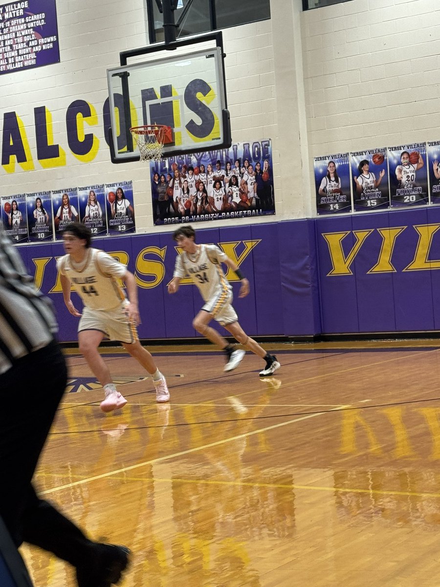 HoopsJV's tweet photo. Junior Varsity 
#FastFlight https://t.co/eOBDwHrpUc
