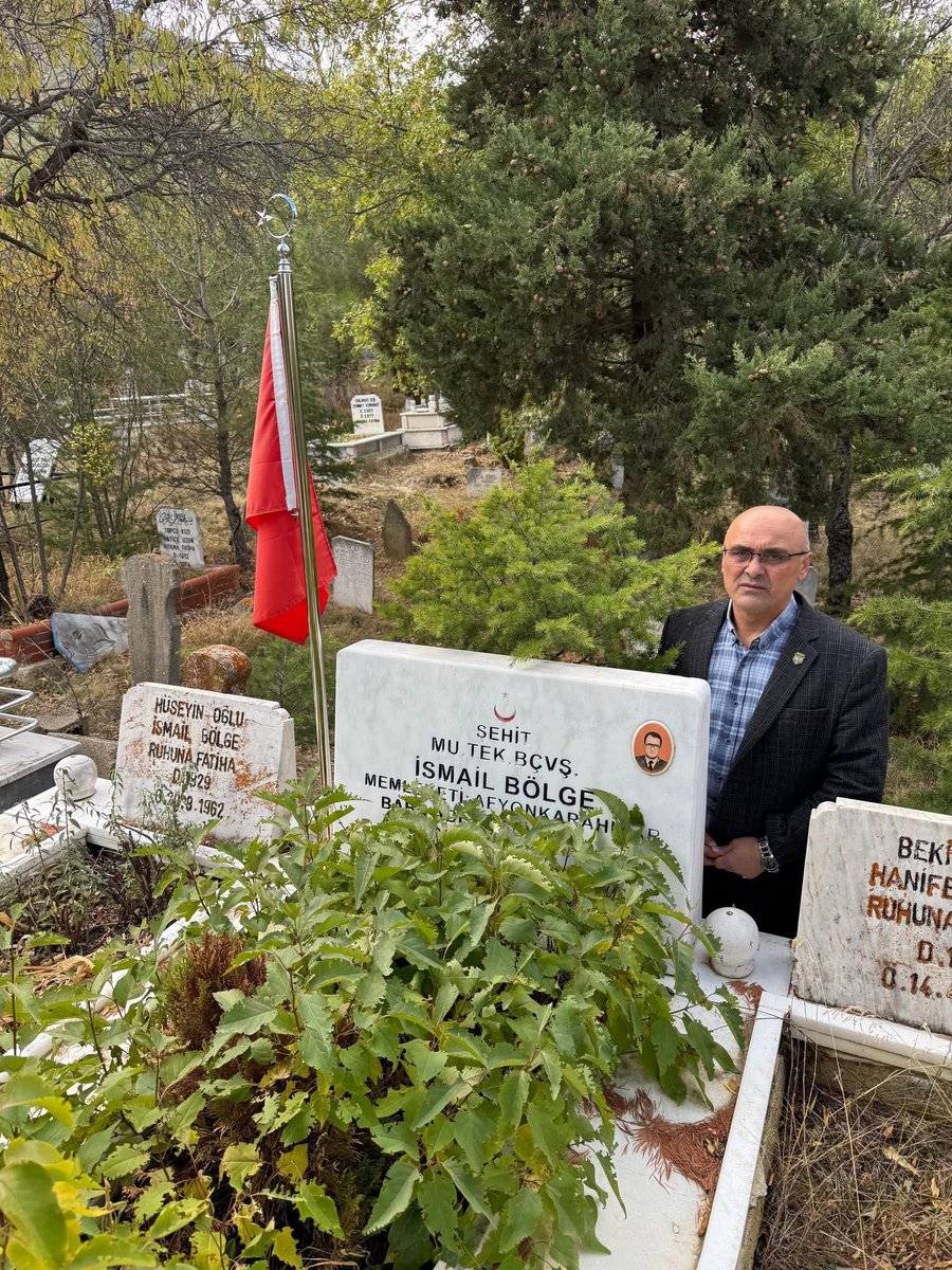🇹🇷🇹🇷🇹🇷UNUTMADIK UNUTMAYACAĞIZ🇹🇷🇹🇷🇹🇷
15.01.1996 tarihinde Bolu’da şehit olan ilçemiz Sultandağı Yakasenek köyü nüfusuna kayıtlı Şehit Mu.Kd.Bçvş. İSMAİL BÖLGE’yi  şehadetinin 30 ncu seneyi devriyesinde saygı rahmet ve dua ile anıyorum. Ruhun Şad Mekanın Cennet Olsun komutanım