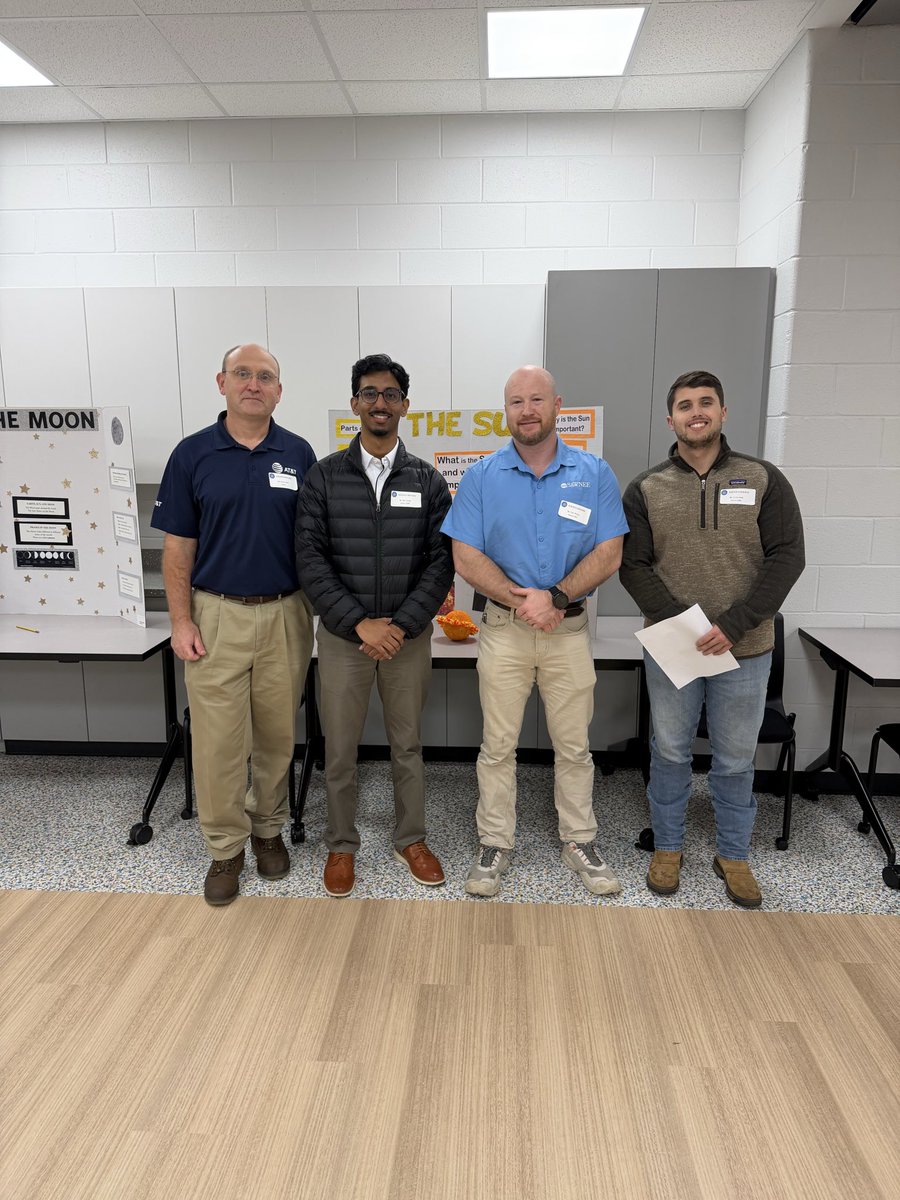 Free Home ES tweet media