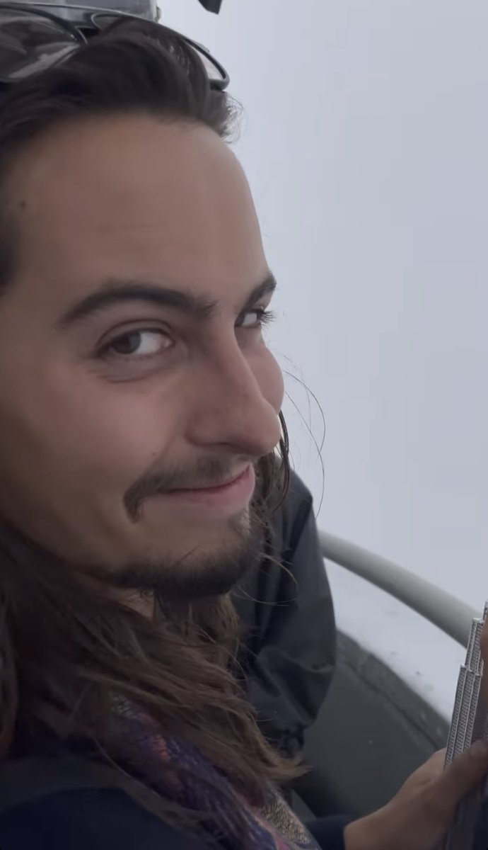 ⋆˚࿔ cat 𝜗𝜚˚⋆ tweet media