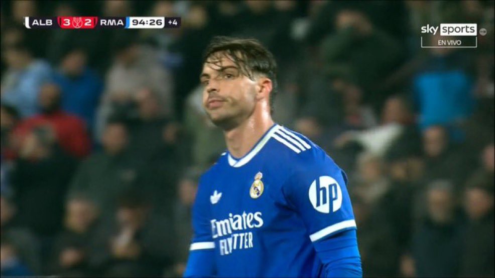 _BeFootball's tweet image. LUNAIRE CETTE DECLA D’ARBELOA 🇪🇸APRÈS AVOIR PRIS LA PORTE CONTRE UNE D2 😱:

« 𝗝𝗘 𝗖𝗥𝗢𝗜𝗦 𝗧𝗢𝗨𝗝𝗢𝗨𝗥𝗦 𝗤𝗨𝗘 𝗟’𝗘́𝗤𝗨𝗜𝗣𝗘 𝗤𝗨𝗘 𝗝’𝗔𝗜 𝗔𝗟𝗜𝗚𝗡𝗘́𝗘 𝗖𝗘 𝗦𝗢𝗜𝗥 𝗘́𝗧𝗔𝗜𝗧 𝗘𝗫𝗖𝗘𝗟𝗟𝗘𝗡𝗧𝗘. 

𝗠𝗘𝗦 𝗝𝗢𝗨𝗘𝗨𝗥𝗦 𝗦𝗢𝗡𝗧 𝗗𝗘𝗦 𝗝𝗢𝗨𝗘𝗨𝗥𝗦…